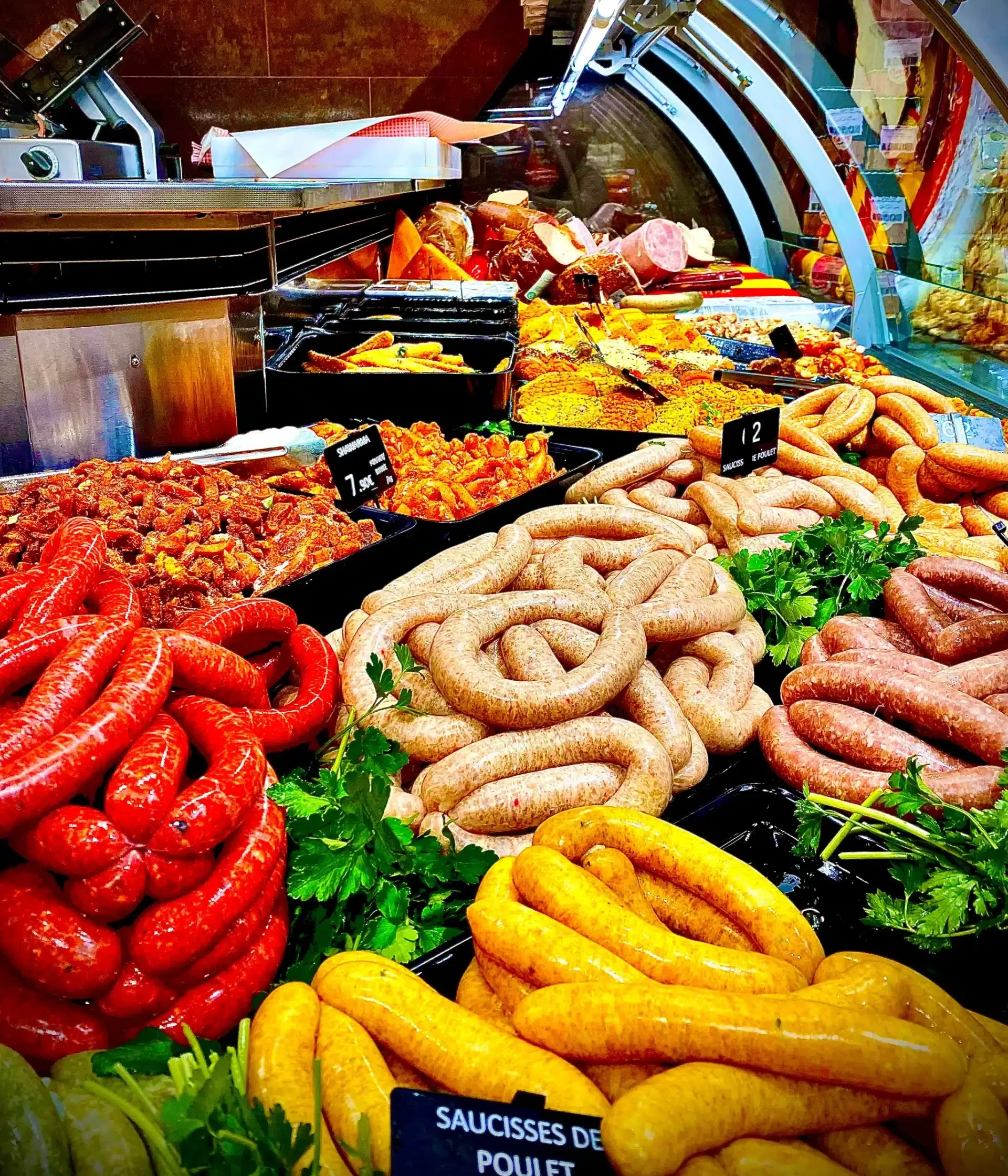 Saucisses Halal - Le Poulet Market à Bruxelles